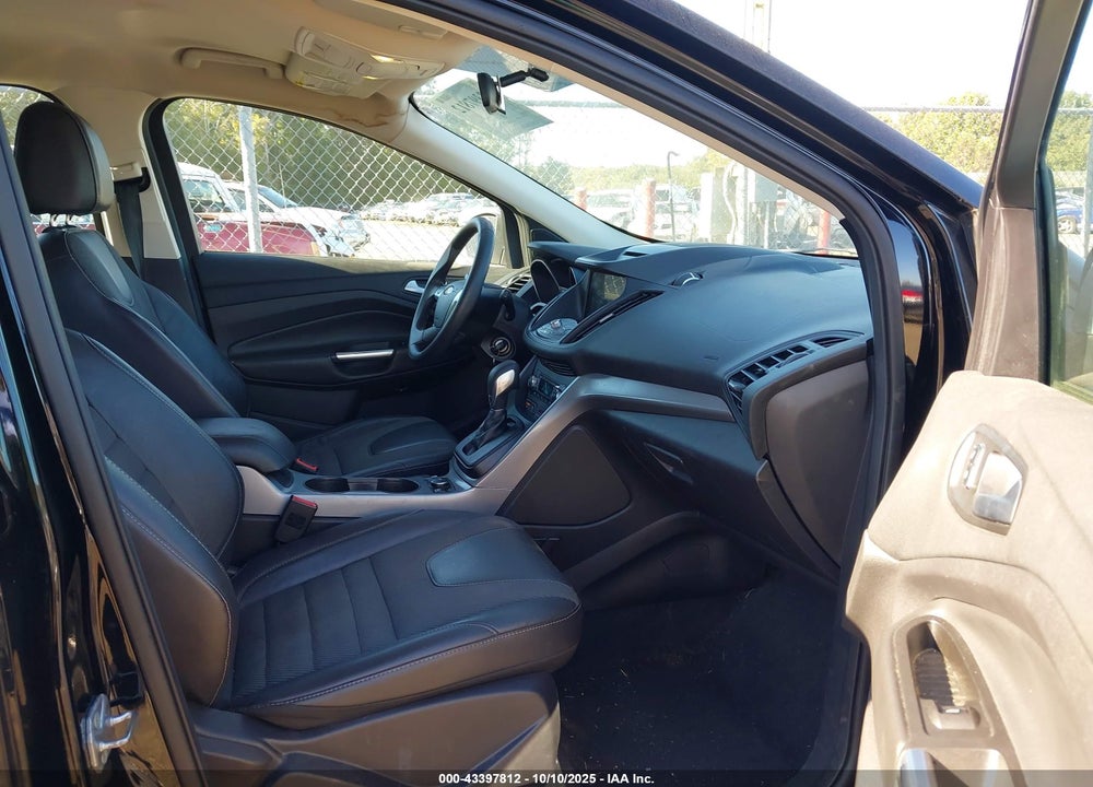 2016 FORD ESCAPE VIN: 1FMCU9G92GUB95933