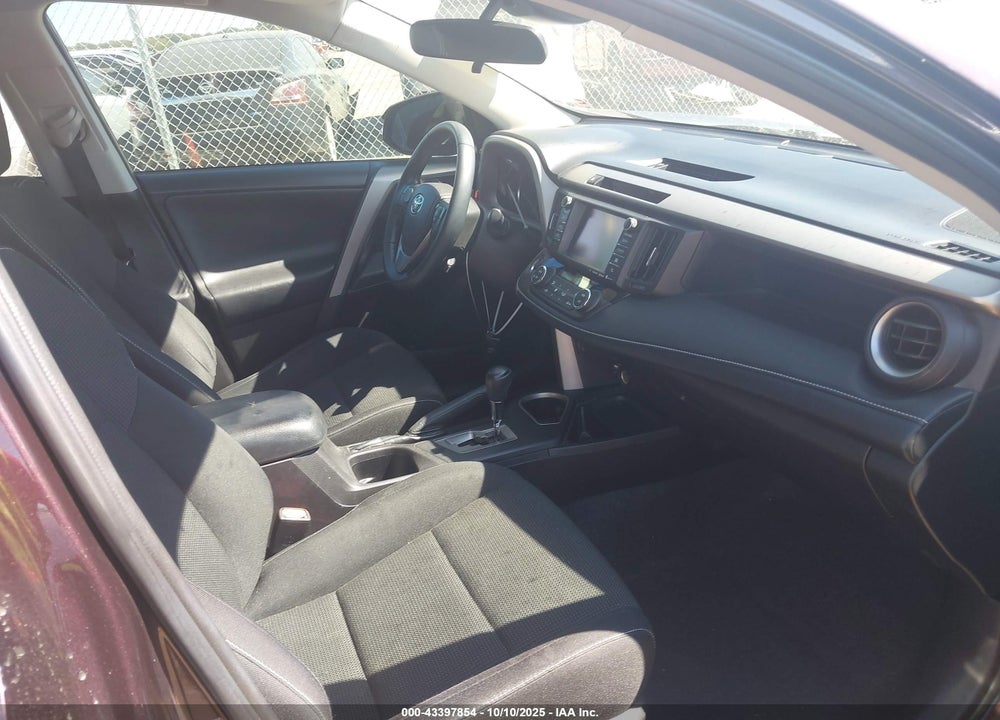 2016 TOYOTA RAV4 VIN: 2T3WFREV0GW238552