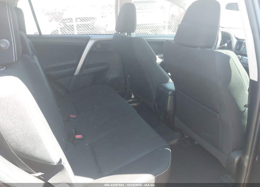 2016 TOYOTA RAV4 VIN: 2T3WFREV0GW238552