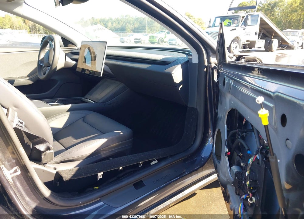 2024 TESLA MODEL 3 LONG RANGE DUAL MOTOR ALL-WHEEL DRIVE/REAR-WHEEL DRIVE VIN: 5YJ3E1EA5RF756542