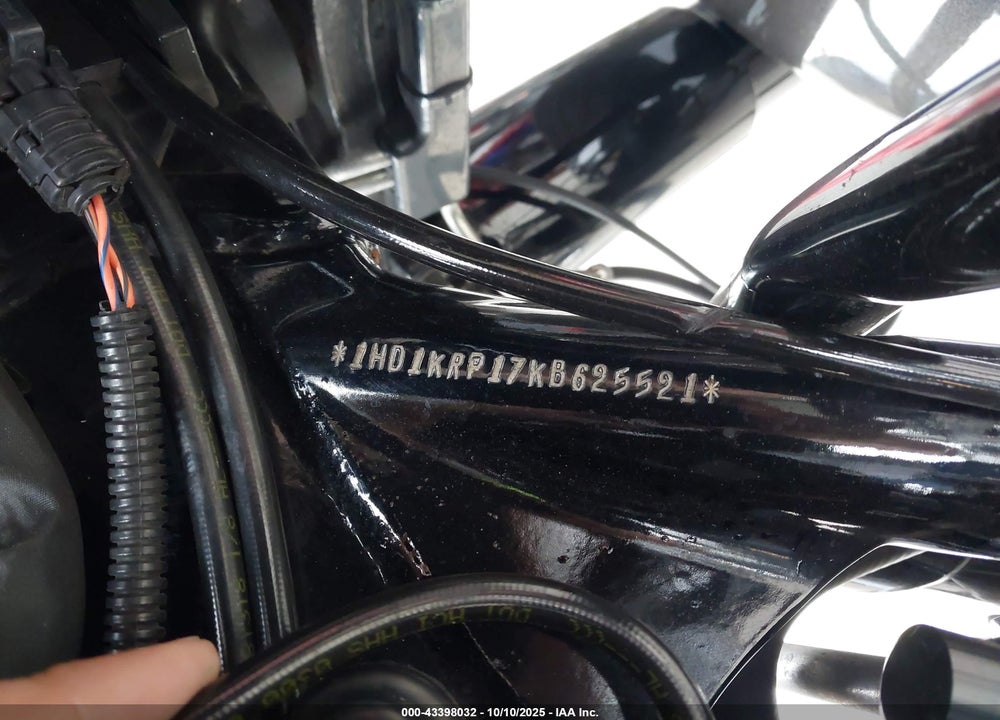 2019 HARLEY-DAVIDSON FLHXS VIN: 1HD1KRP17KB625521