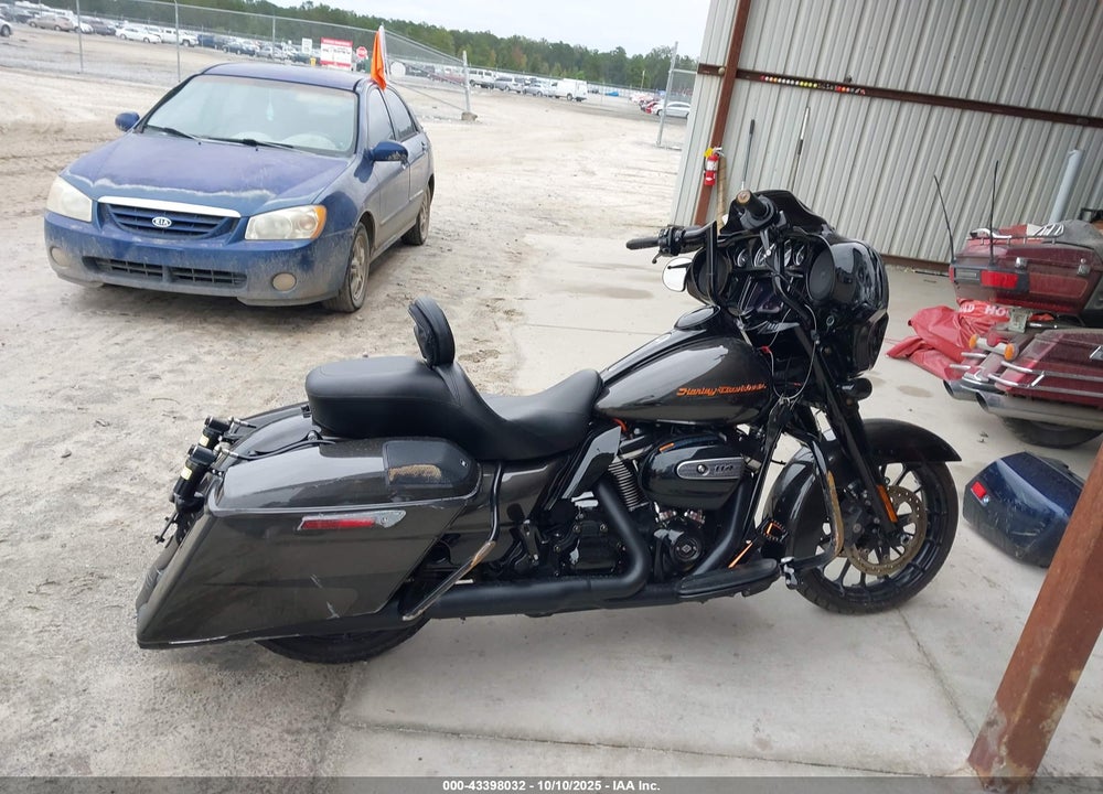 2019 HARLEY-DAVIDSON FLHXS VIN: 1HD1KRP17KB625521