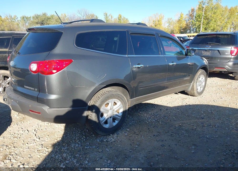 2009 CHEVROLET TRAVERSE VIN: 1GNEV23D19S110808