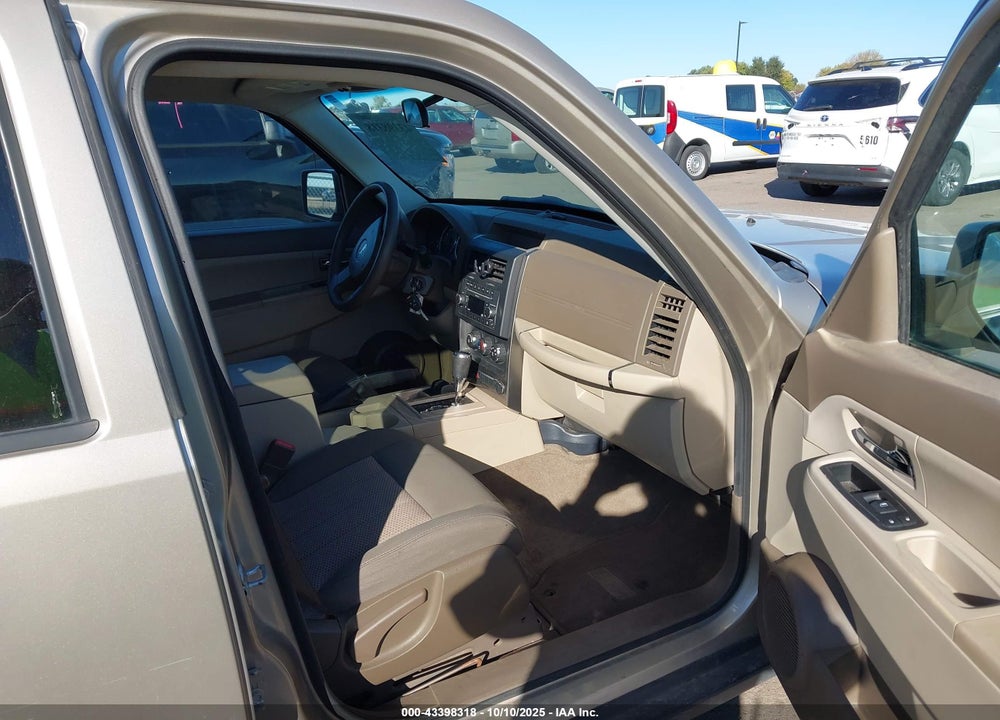 2010 JEEP LIBERTY VIN: 1J4PN2GK0AW179670
