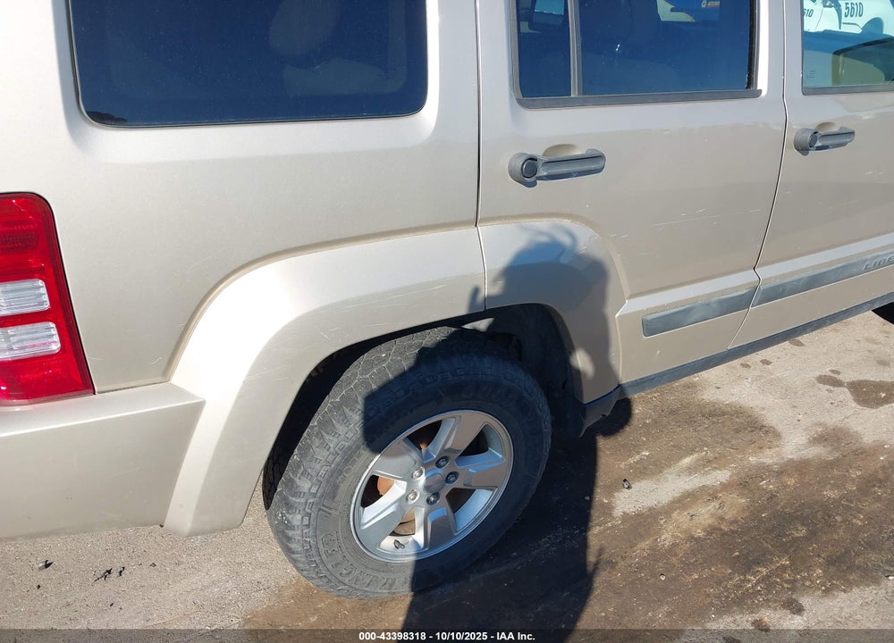 2010 JEEP LIBERTY VIN: 1J4PN2GK0AW179670