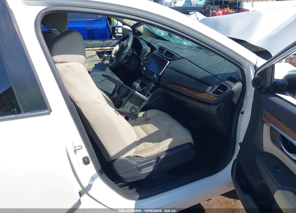 2018 HONDA CR-V VIN: 2HKRW2H57JH619670