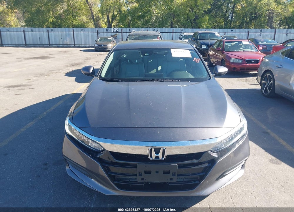 2019 HONDA ACCORD VIN: 1HGCV1F19KA131821