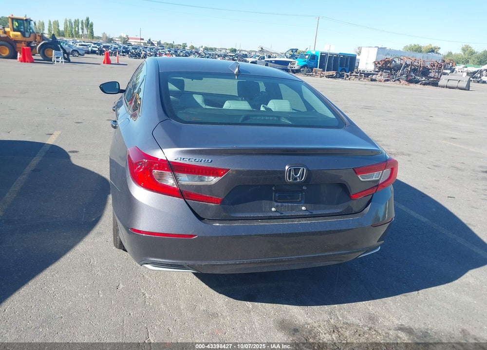 2019 HONDA ACCORD VIN: 1HGCV1F19KA131821