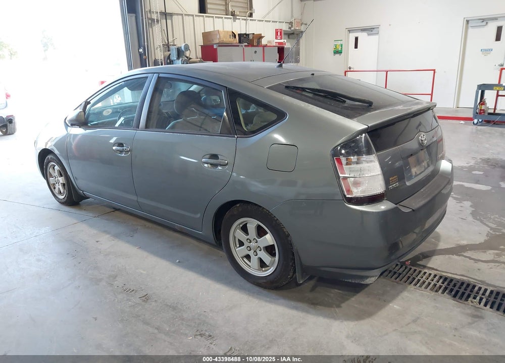 2004 TOYOTA PRIUS VIN: JTDKB20U240109020