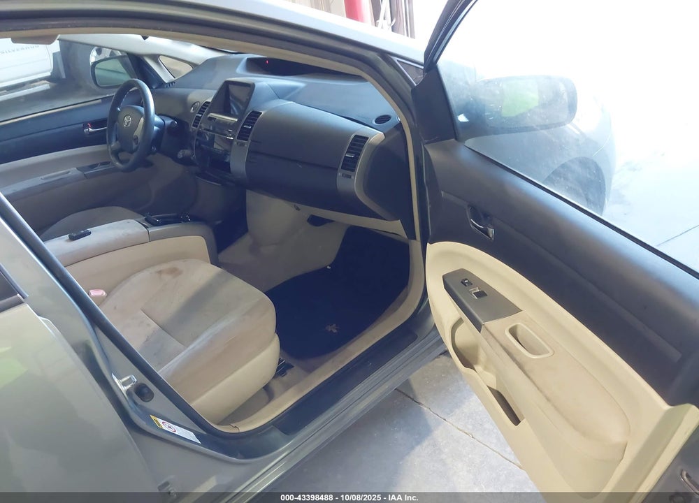 2004 TOYOTA PRIUS VIN: JTDKB20U240109020