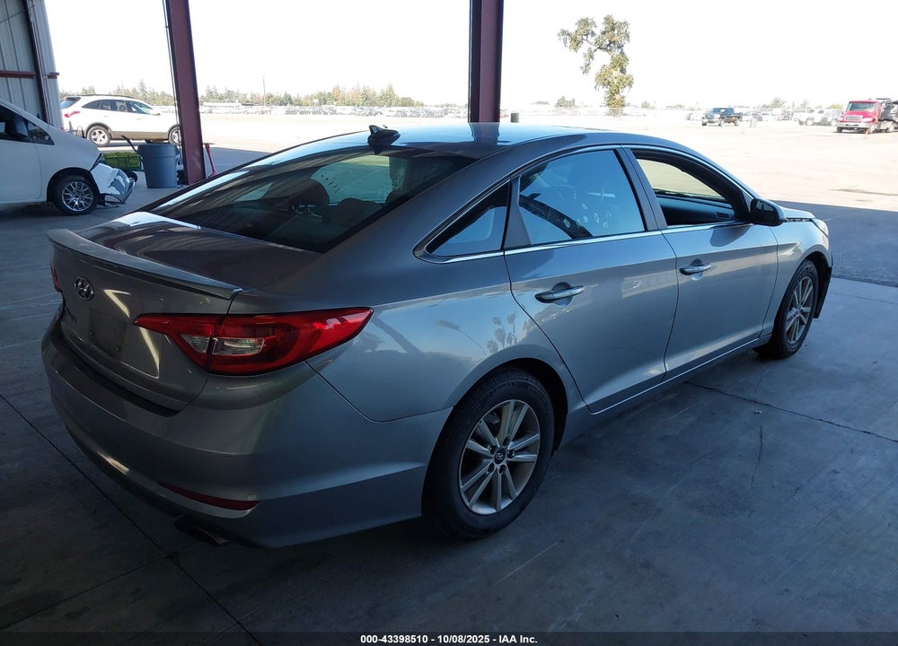2017 HYUNDAI SONATA VIN: 5NPE24AF2HH562927