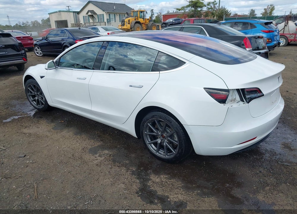 2018 TESLA MODEL 3 LONG RANGE/MID RANGE VIN: 5YJ3E1EA3JF023264