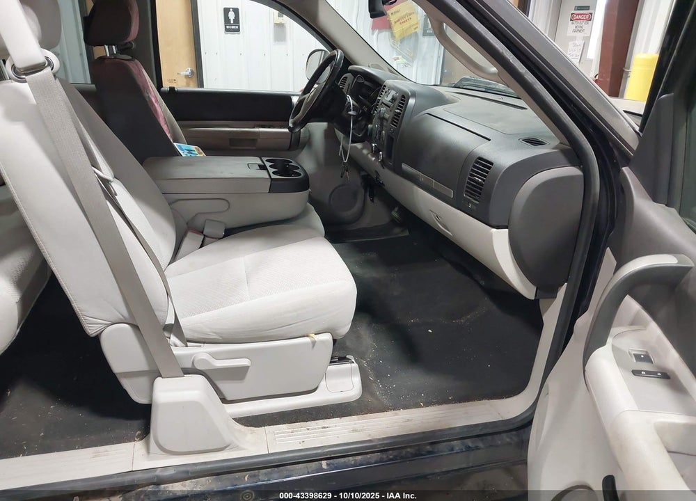 2007 CHEVROLET SILVERADO 1500 LT1 VIN: 1GCEK19047Z538229