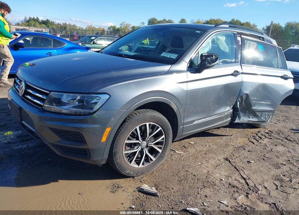 2020 VOLKSWAGEN TIGUAN 2.0T SE/2.0T SE R-LINE BLACK/2.0T SEL VIN: 3VV2B7AX2LM136575
