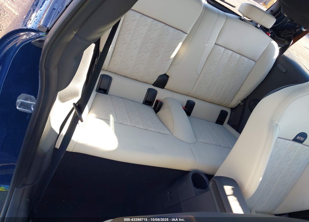 2025 MINI HARDTOP COOPER S VIN: WMW23GD06S2X14061