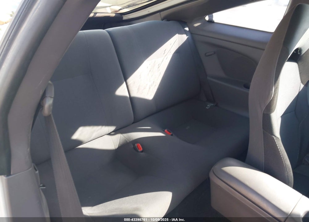 2000 TOYOTA CELICA GT VIN: JTDDR32T1Y0032743