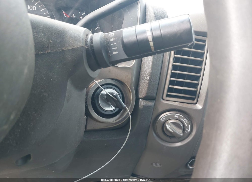 2004 NISSAN TITAN XE VIN: 1N6AA07B34N562859