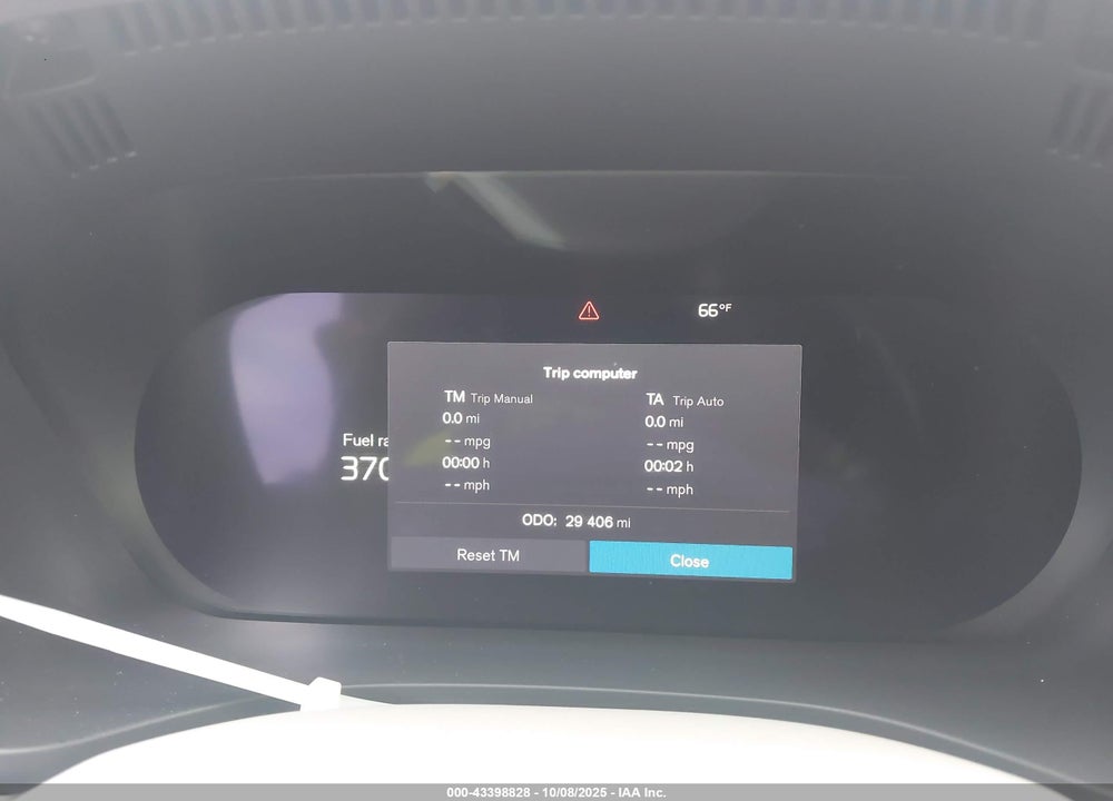 2023 VOLVO XC60 B5 PLUS BRIGHT THEME VIN: YV4L12RN9P1339085