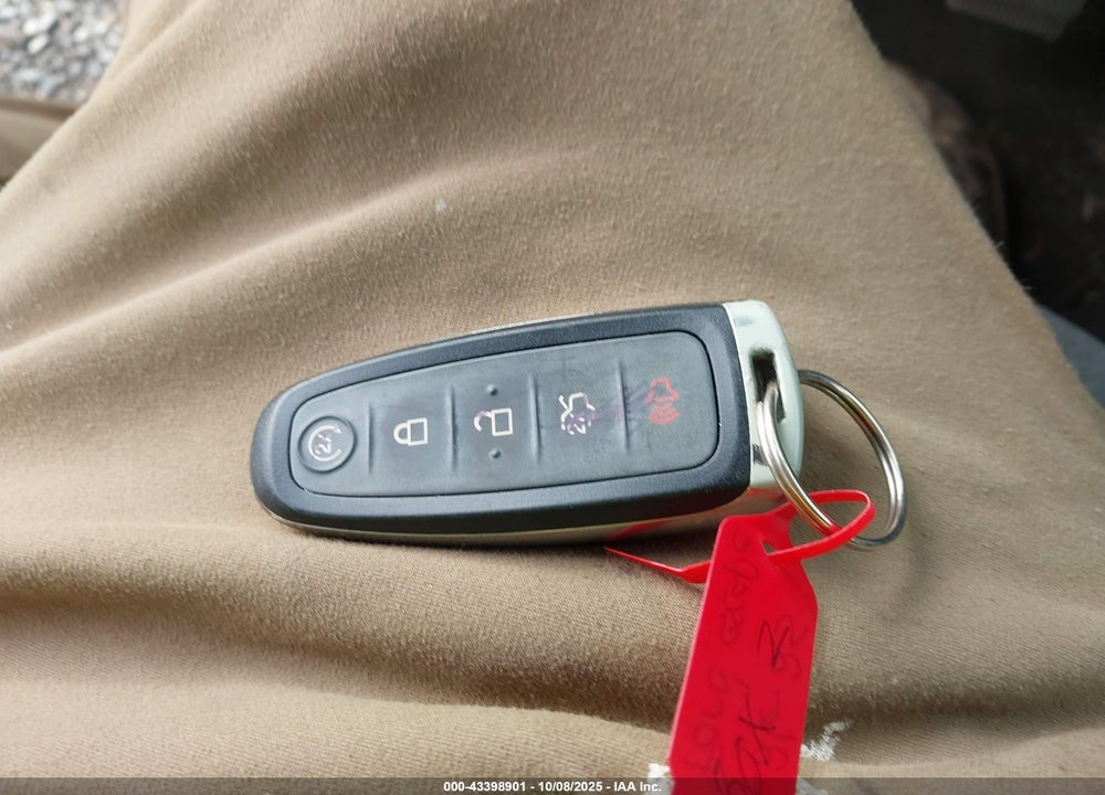 2019 FORD ESCAPE VIN: 1FMCU0GD6KUA58857