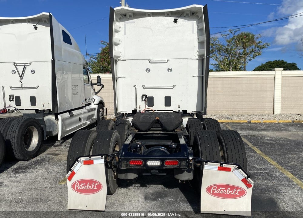 2024 PETERBILT 579 VIN: 1XPBD49X3RD638140