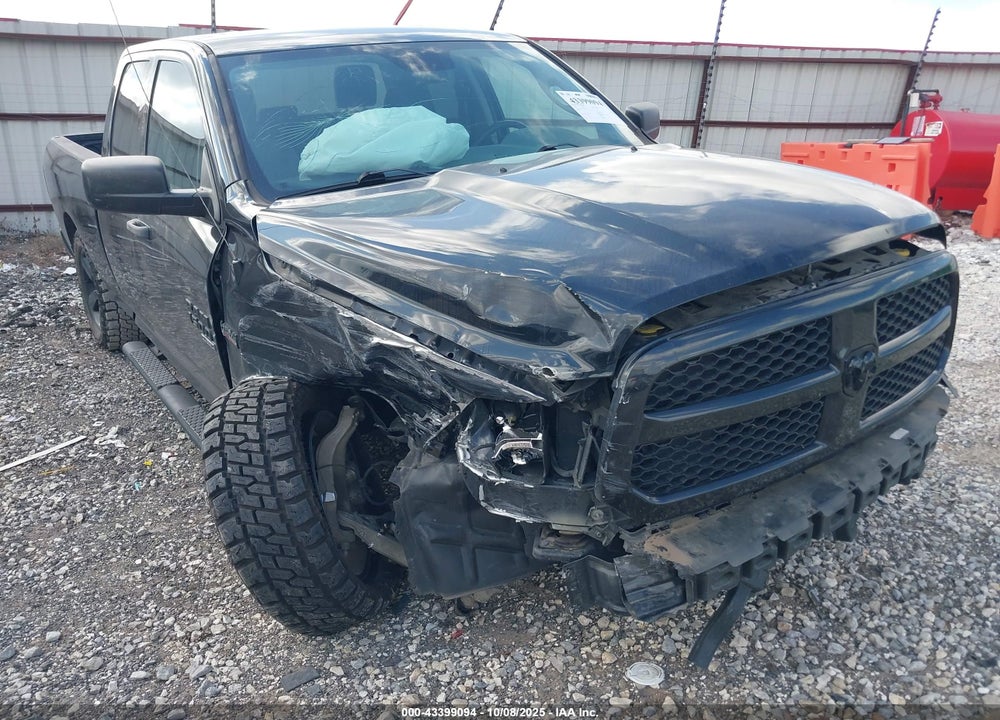 2019 RAM 1500 CLASSIC EXPRESS  4X2 6'4 BOX VIN: 1C6RR6FT5KS540556