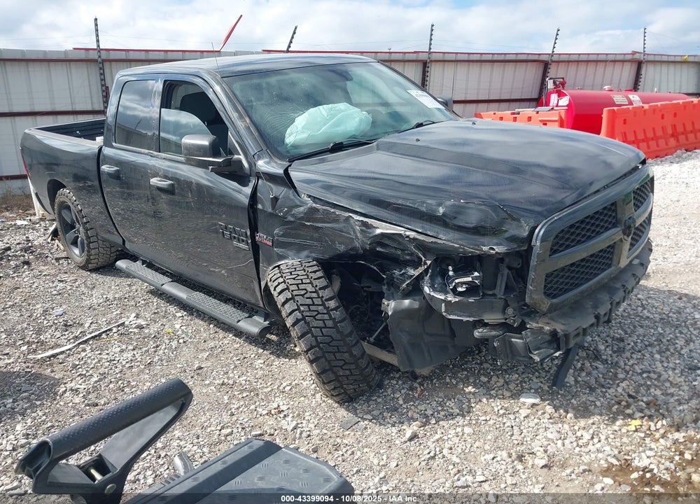 2019 RAM 1500 CLASSIC EXPRESS  4X2 6'4 BOX VIN: 1C6RR6FT5KS540556