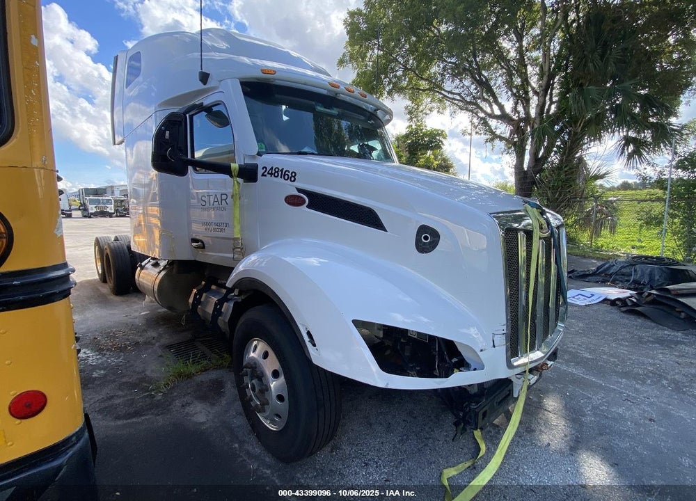 2024 PETERBILT 579 VIN: 1XPBD49X3RD638168