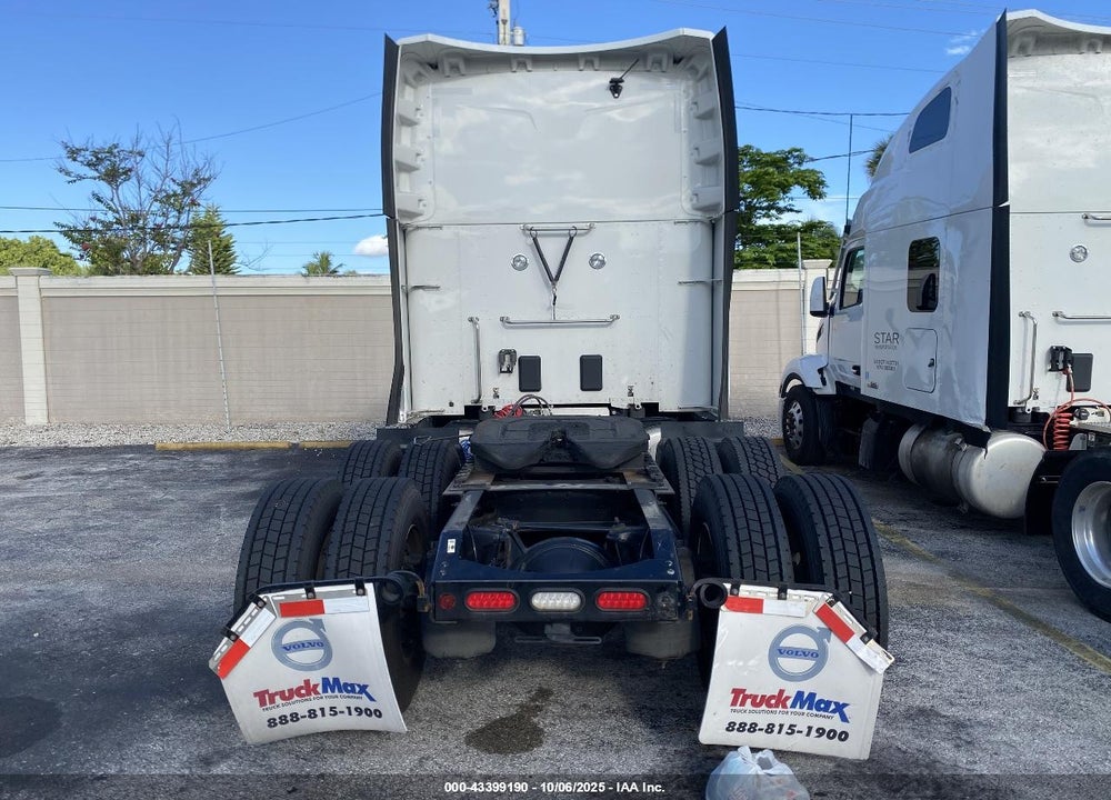 2024 PETERBILT 579 VIN: 1XPBD49X1RD638217