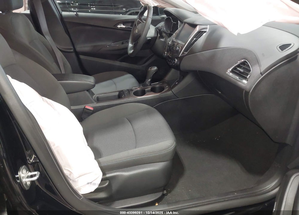 2017 CHEVROLET CRUZE LT AUTO VIN: 3G1BE6SM0HS598603