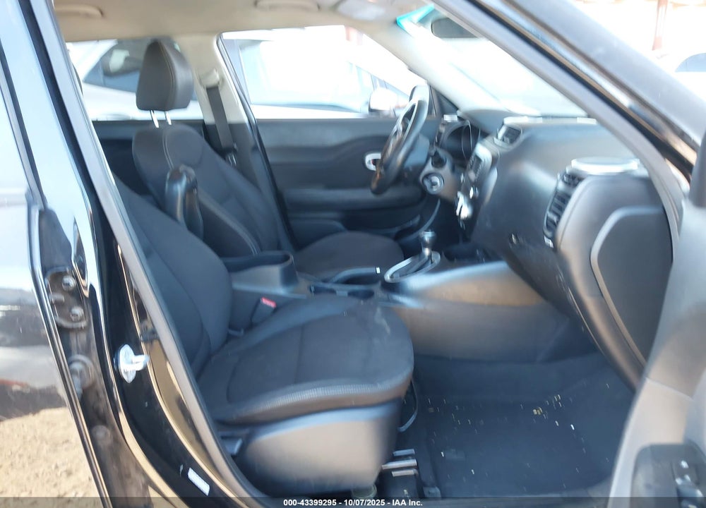 2016 KIA SOUL VIN: KNDJN2A20G7272017