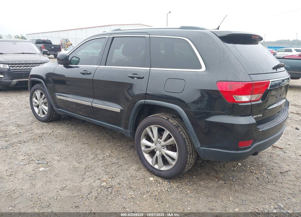2013 JEEP GRAND CHEROKEE VIN: 1C4RJEATXDC564334
