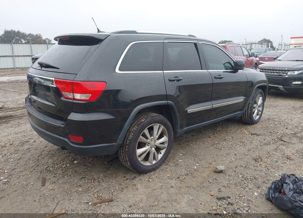 2013 JEEP GRAND CHEROKEE VIN: 1C4RJEATXDC564334