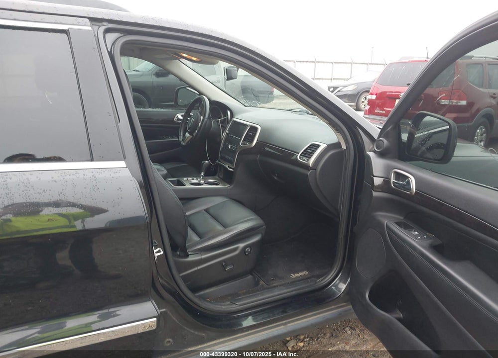 2013 JEEP GRAND CHEROKEE VIN: 1C4RJEATXDC564334
