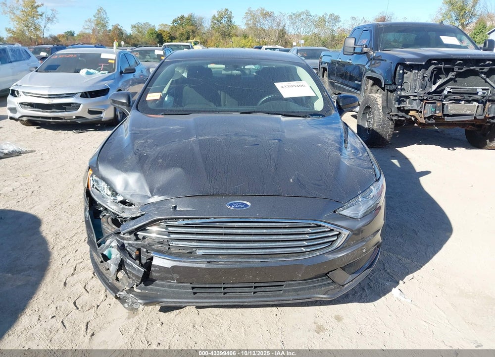 2018 FORD FUSION VIN: 3FA6P0LU0JR261088