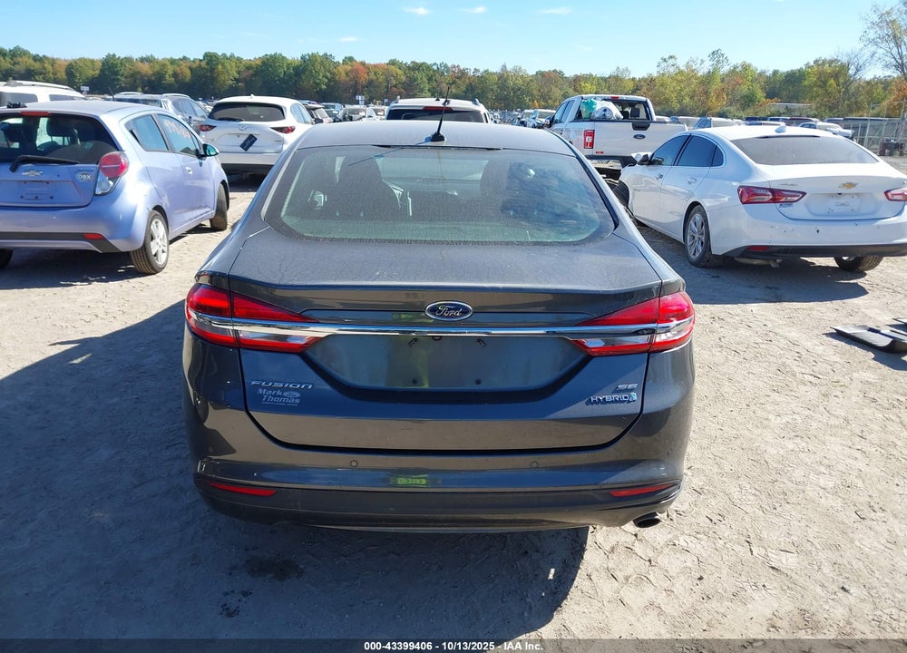 2018 FORD FUSION VIN: 3FA6P0LU0JR261088