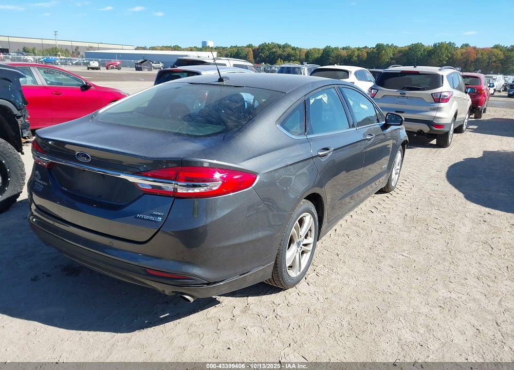 2018 FORD FUSION VIN: 3FA6P0LU0JR261088