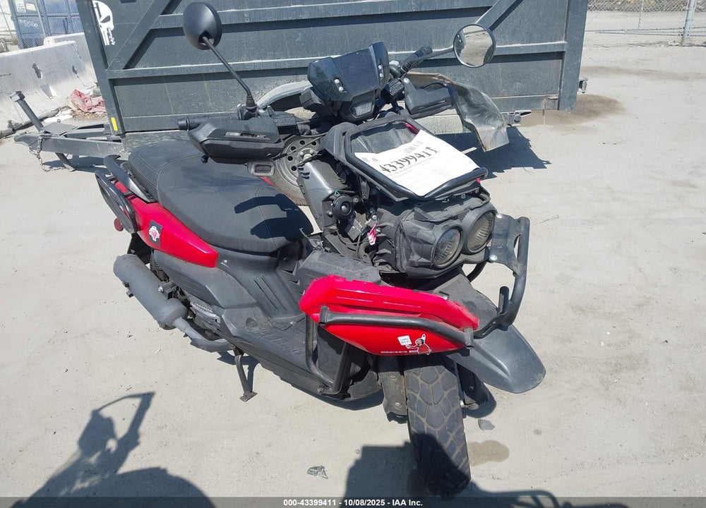 2023 TAIZHOU SCOTTER VIN: H0DTAEG18PX036900