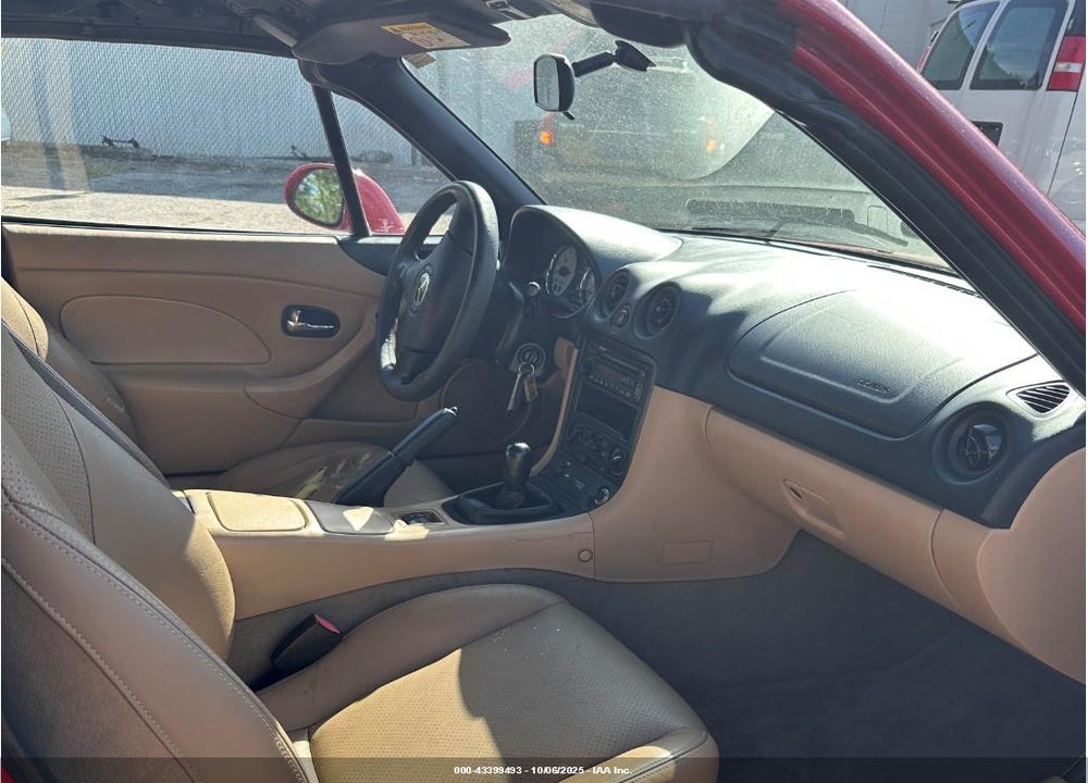 2001 MAZDA MX-5 MIATA VIN: JM1NB353810200971