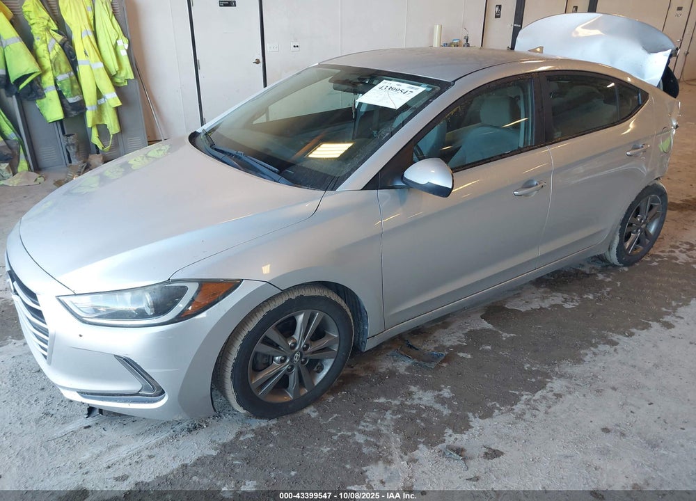 2017 HYUNDAI ELANTRA VIN: 5NPD84LF1HH071921
