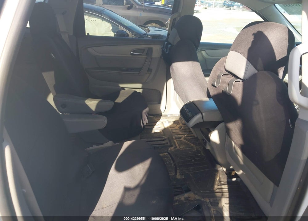 2014 CHEVROLET TRAVERSE 1LT VIN: 1GNKRGKDXEJ294748