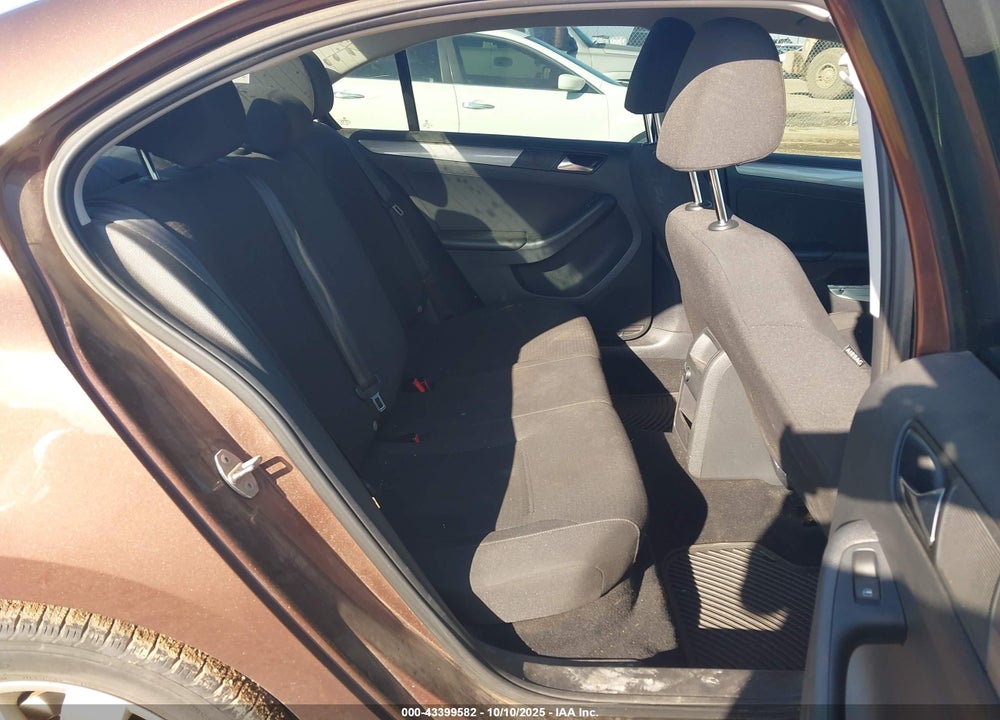2016 VOLKSWAGEN JETTA 1.4T SE VIN: 3VWD67AJ6GM391823