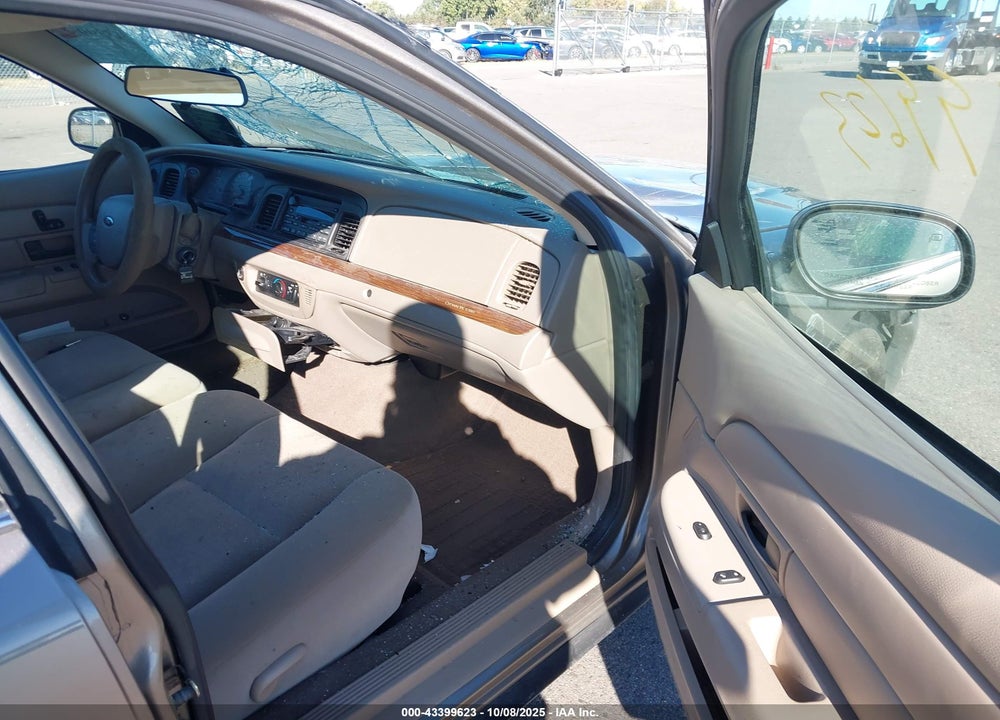 2005 FORD CROWN VICTORIA STANDARD VIN: 2FAFP73W95X117153