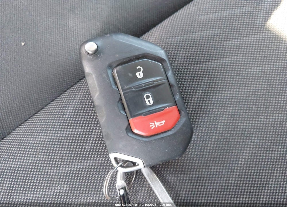 2021 JEEP GLADIATOR MOJAVE 4X4 VIN: 1C6JJTEG4ML594094