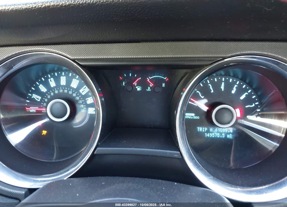 2014 FORD MUSTANG V6 VIN: 1ZVBP8AM4E5206692