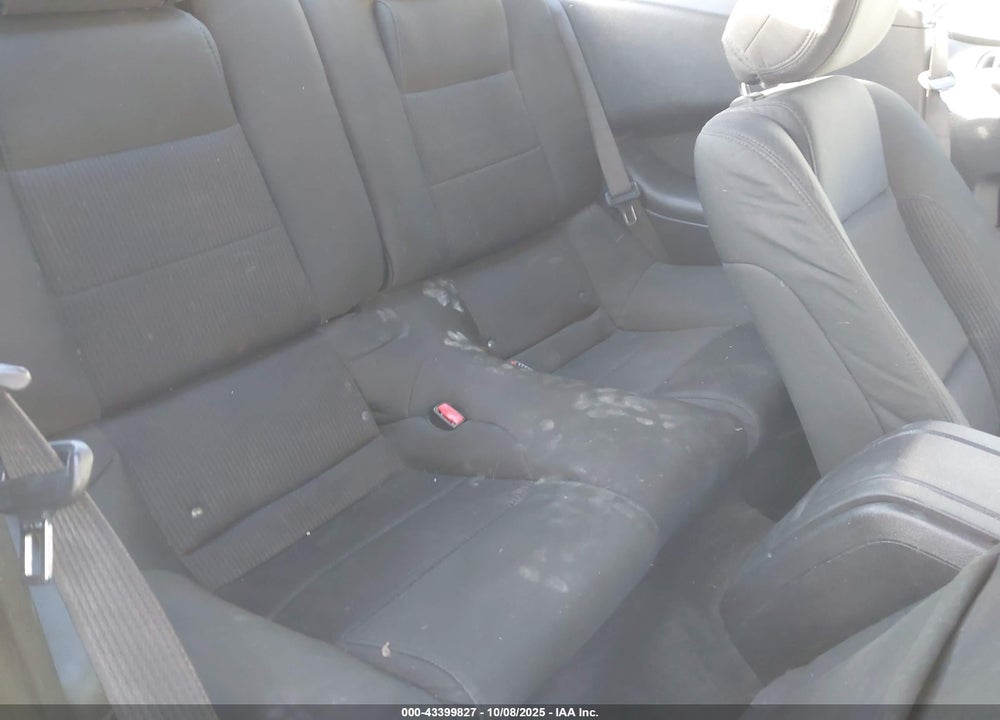 2014 FORD MUSTANG V6 VIN: 1ZVBP8AM4E5206692