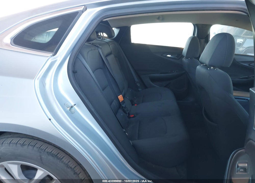 2017 CHEVROLET MALIBU VIN: 1G1ZE5ST1HF122218