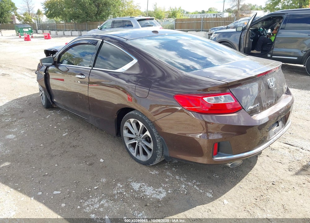 2013 HONDA ACCORD VIN: 1HGCT2B85DA013217