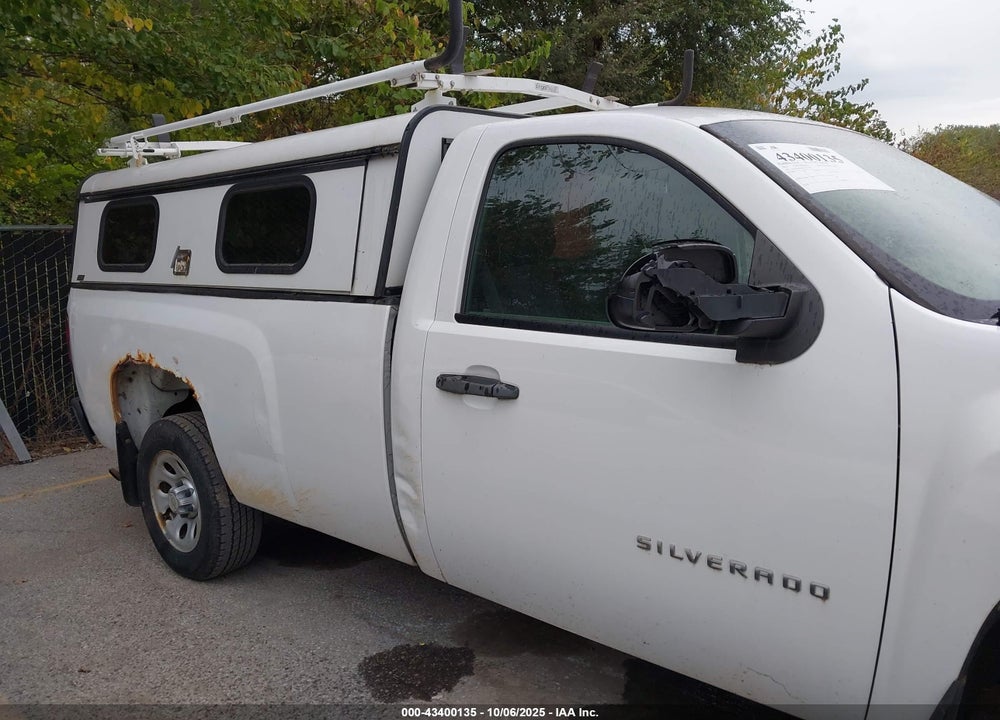 2011 CHEVROLET SILVERADO 1500 VIN: 1GCNCPEX8BZ271298
