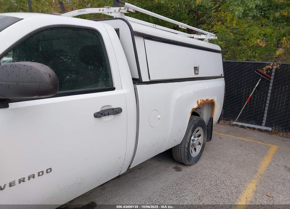 2011 CHEVROLET SILVERADO 1500 VIN: 1GCNCPEX8BZ271298