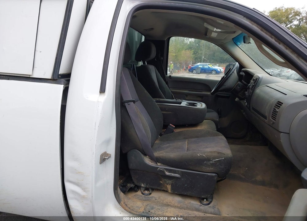 2011 CHEVROLET SILVERADO 1500 VIN: 1GCNCPEX8BZ271298
